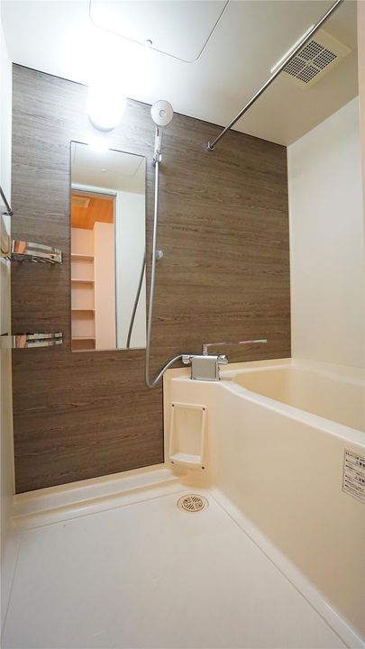 ロイヤルヒルズ津志田 A棟の風呂