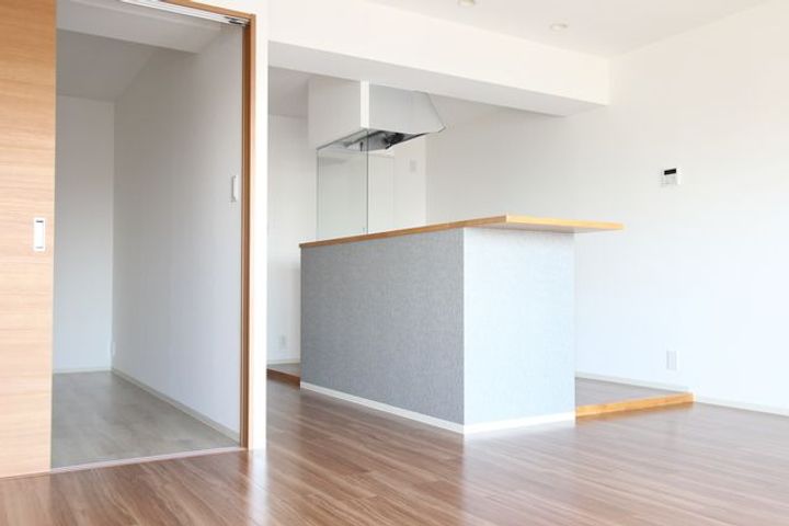 レジデンス光和IIの居間