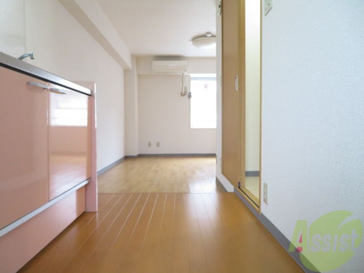 ホワイトメゾン山久の玄関