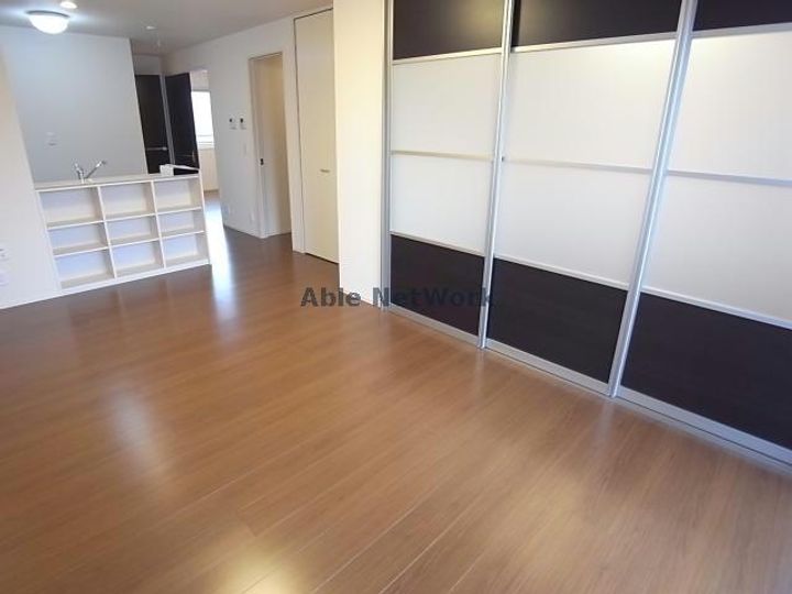 岐阜県大垣市本今町(アパート)の賃貸物件の居間