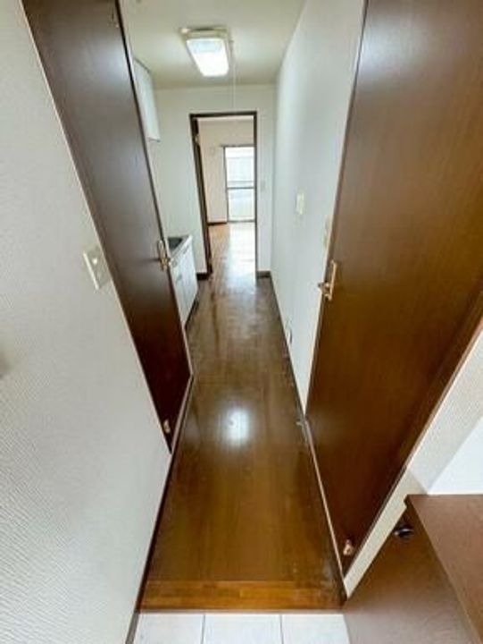 ウエストハイツの玄関