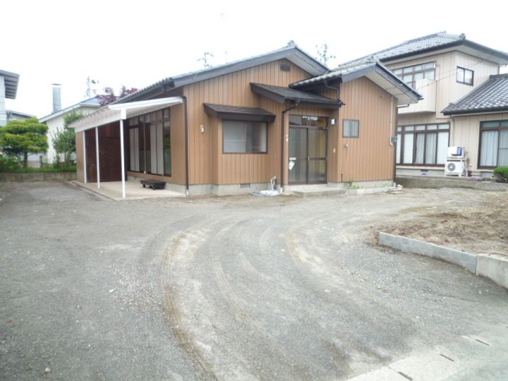 宮城県仙台市太白区中田町字二軒橋(一戸建)の賃貸物件の玄関