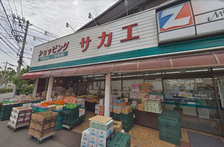 ホワイトシティの周辺