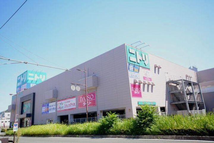 BRAVE BASE三萩野の周辺