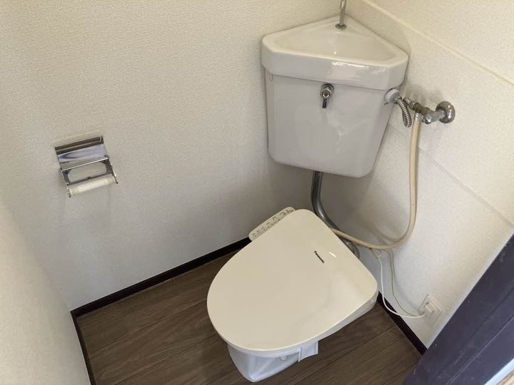 コスモス 1の内装