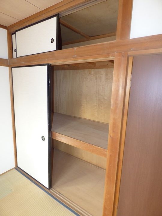 ファミーユSUZUKIの内装