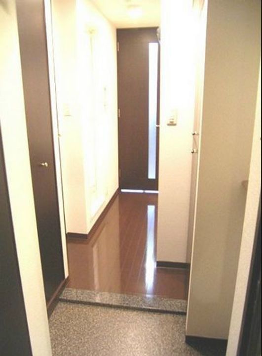 トーシンフェニックス芝浦ベイフォートの玄関