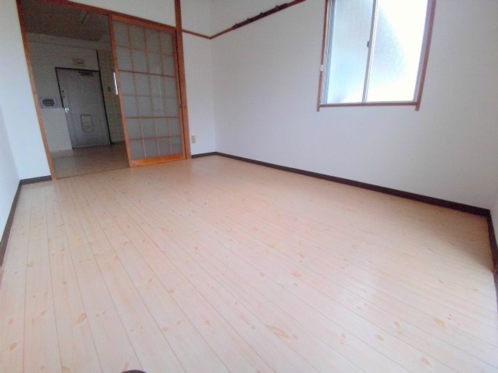 広島県広島市西区楠木町1(マンション)の賃貸物件の居間