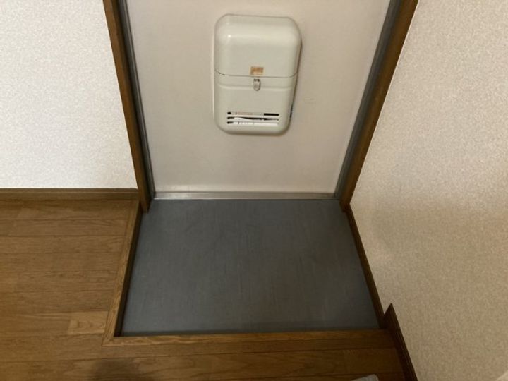 大阪府高槻市富田町3(マンション)の賃貸物件の玄関