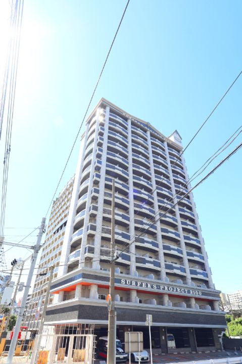 No35.サーファーズプロジェクト2100小倉駅の外観