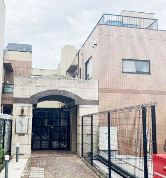 東京都渋谷区西原3(一戸建)の賃貸物件の外観