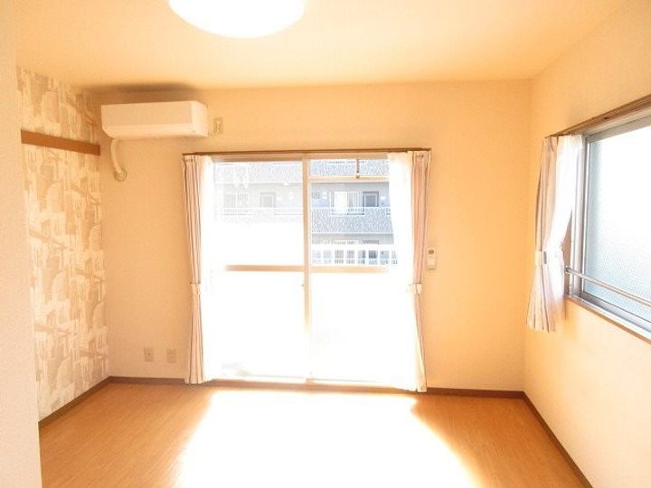 テクトピアの居間