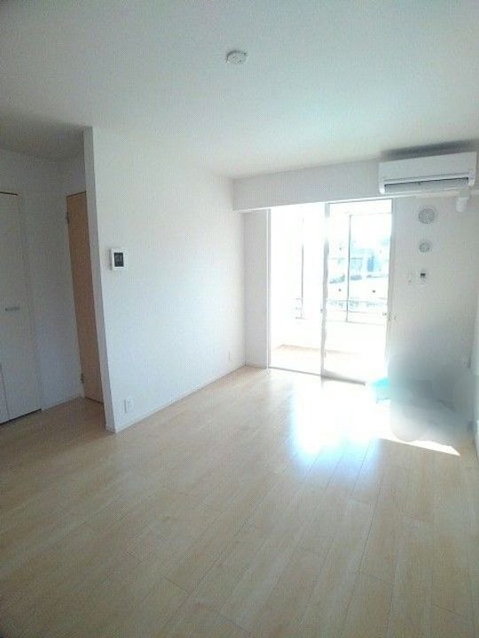 広島県福山市瀬戸町大字山北(アパート)の賃貸物件の居間