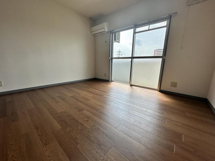 第二シャトー毛利の居間