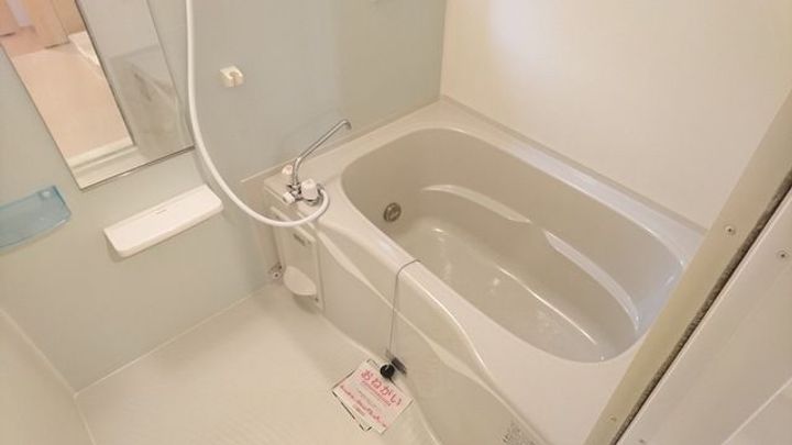 パールウイングIIIの風呂