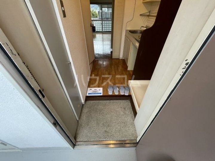 ヴィラトリアンの玄関