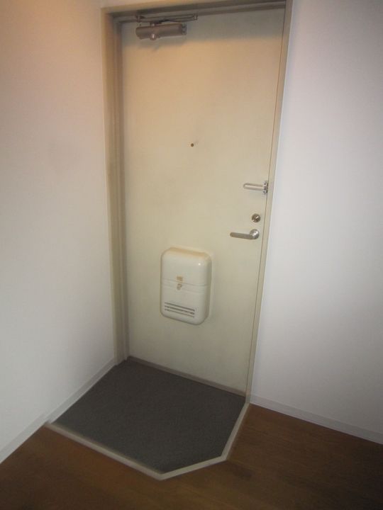 大阪府守口市大久保町3(マンション)の賃貸物件の玄関