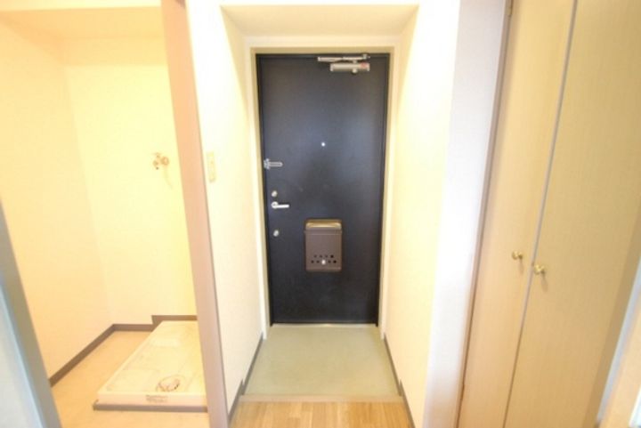 コーポPALIIの玄関