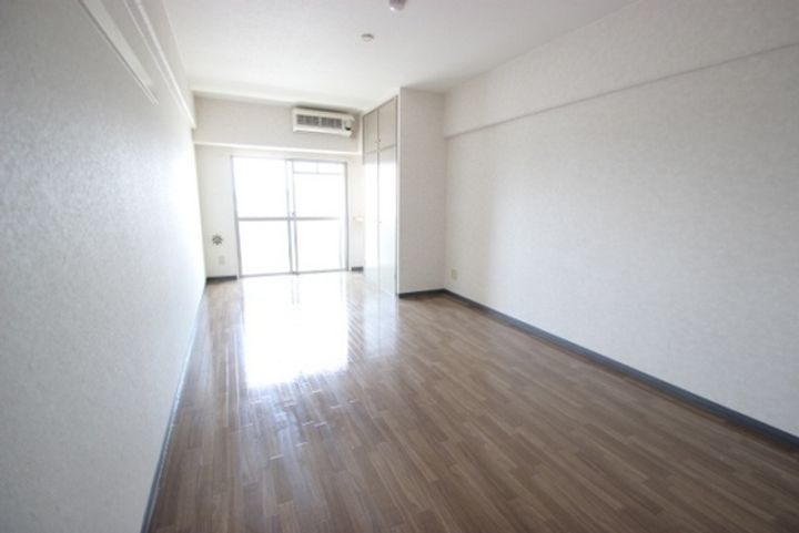 コーポPALIIの居間