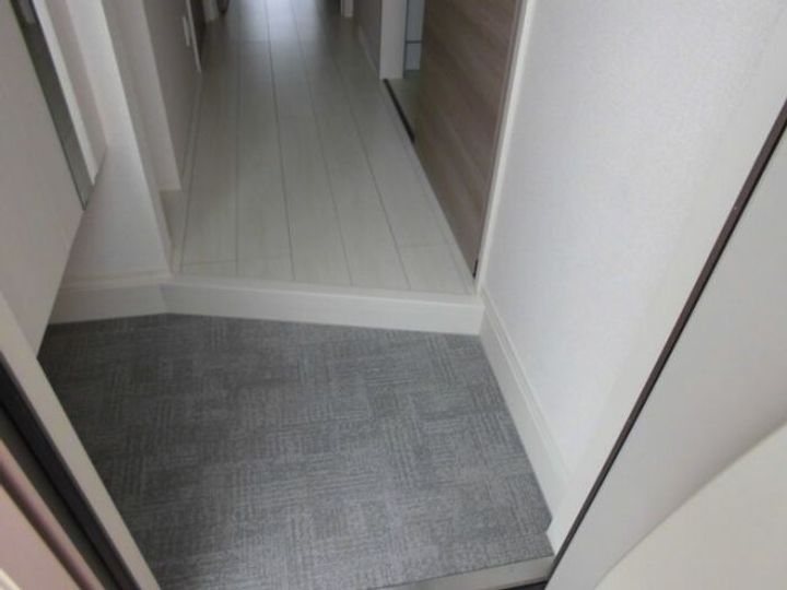 福島県福島市大森字中町裏(アパート)の賃貸物件の玄関