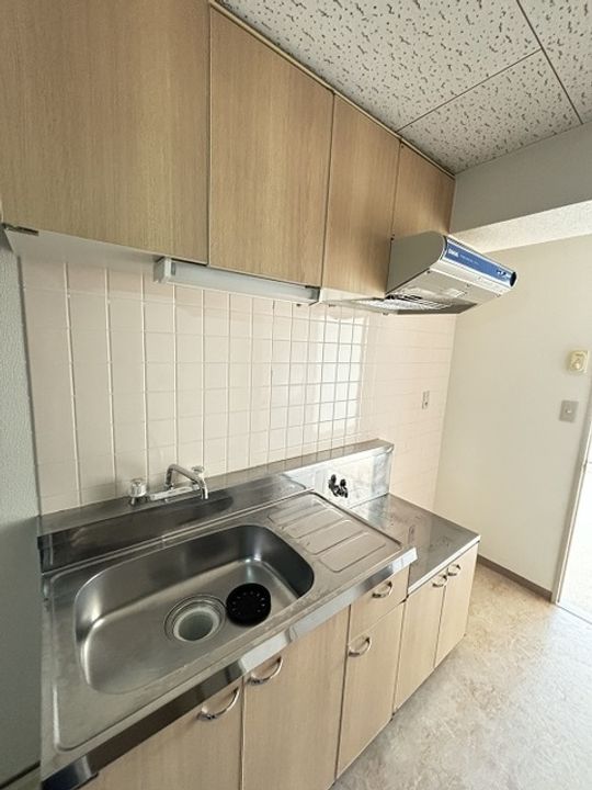 ダイアパレスリバーサイド八幡のキッチン