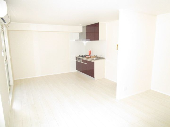 リブレスト鈎取IIIの居間