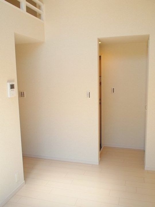 アンビエント緑が丘の居間