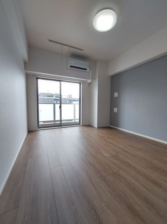 アルファコート浮間2の居間