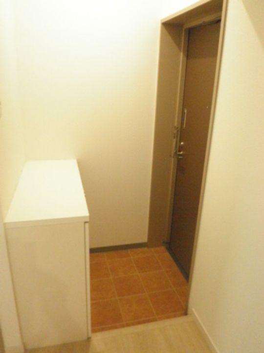 ファランドール井野の玄関