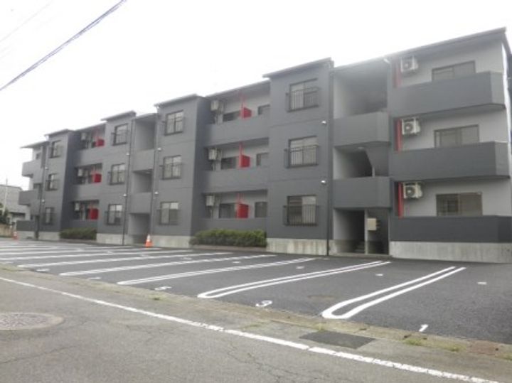 ファランドール井野の外観