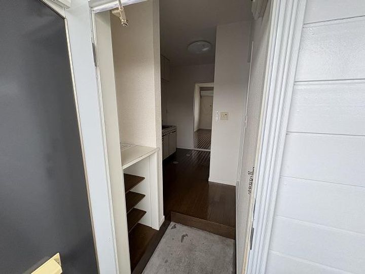 シティプラザ北上B棟の玄関