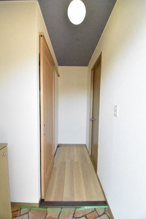 エーデルハイム加倉の玄関