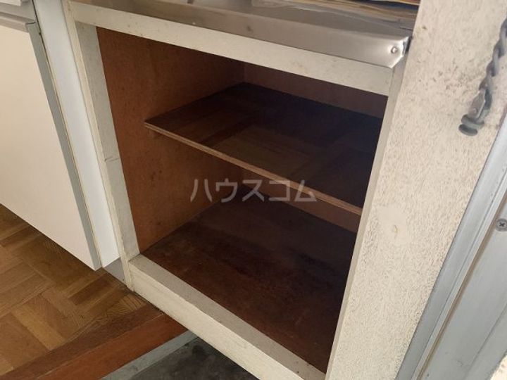 美しの森の内装