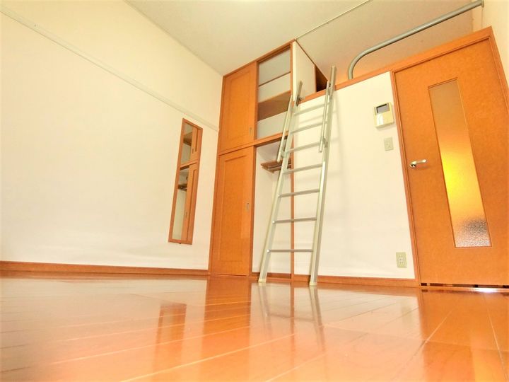 大阪府箕面市今宮3(マンション)の賃貸物件の居間