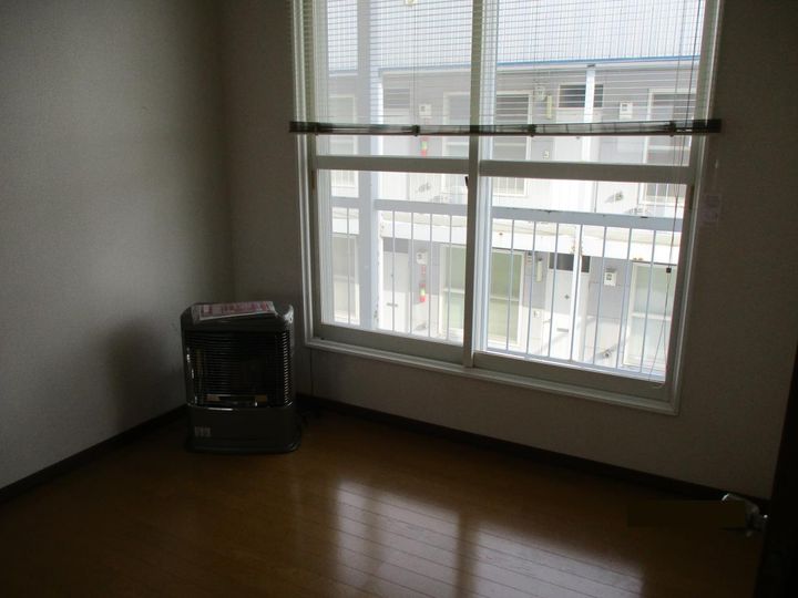 いまだハイツIの居間