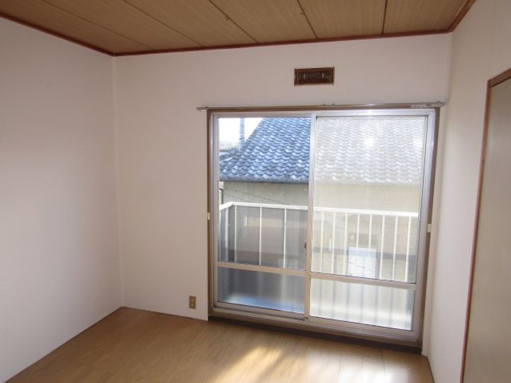 綾ノ内パナハイツの居間