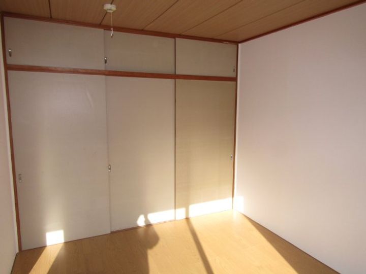 綾ノ内パナハイツの居間