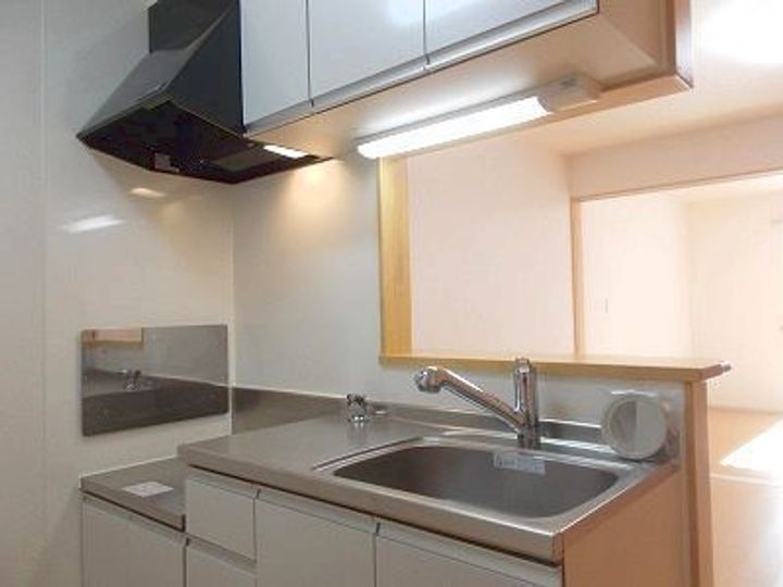 ジェルメ中山Bのキッチン