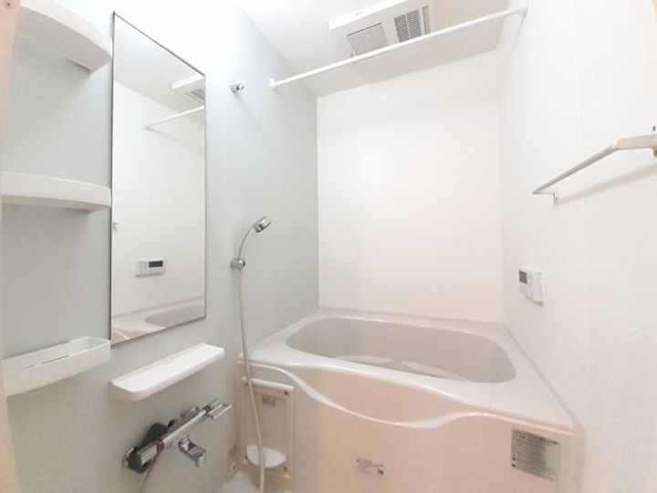 ジュネスの風呂