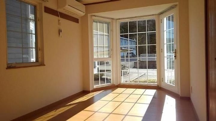 茨城県高萩市本町4(アパート)の賃貸物件の居間