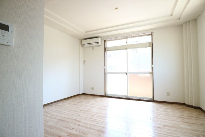 岡山県倉敷市老松町1(アパート)の賃貸物件の居間