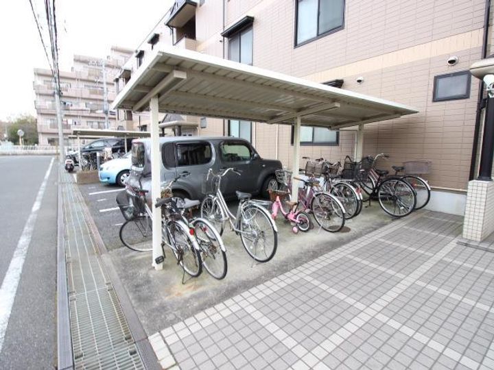 ロイヤル南流山の地図