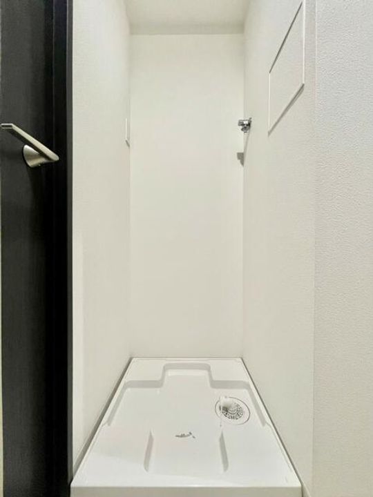 エストゥルースプラス三ノ輪の内装