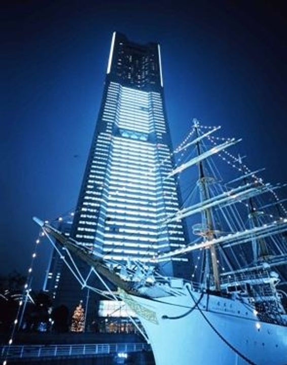 BLUE HARBOR TOWERみなとみらいの周辺