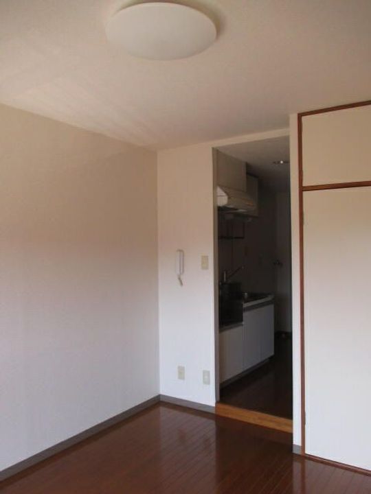 神奈川県川崎市麻生区上麻生6(マンション)の賃貸物件の居間