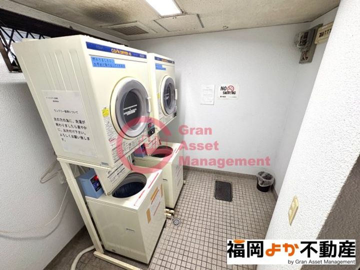 アーバンシティ天神南の地図