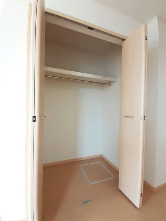群馬県邑楽郡邑楽町大字鶉(アパート)の賃貸物件の内装