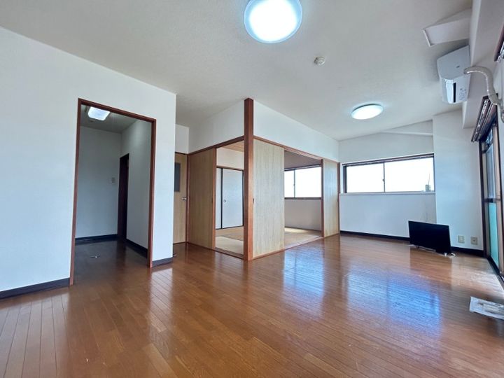 ユウコウマンションの居間
