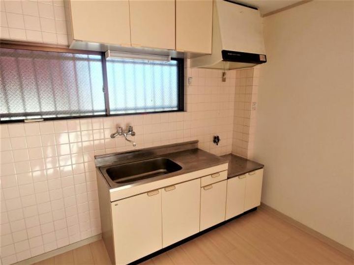 千葉県船橋市田喜野井6(マンション)の賃貸物件の居間