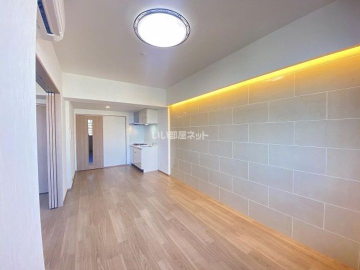 大阪府東大阪市長田中1(マンション)の賃貸物件の居間